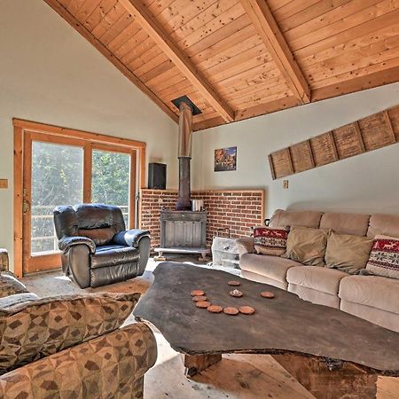 Remote Cabin With Fire Pit 3 Miles To Stowe Mtn! المظهر الخارجي الصورة