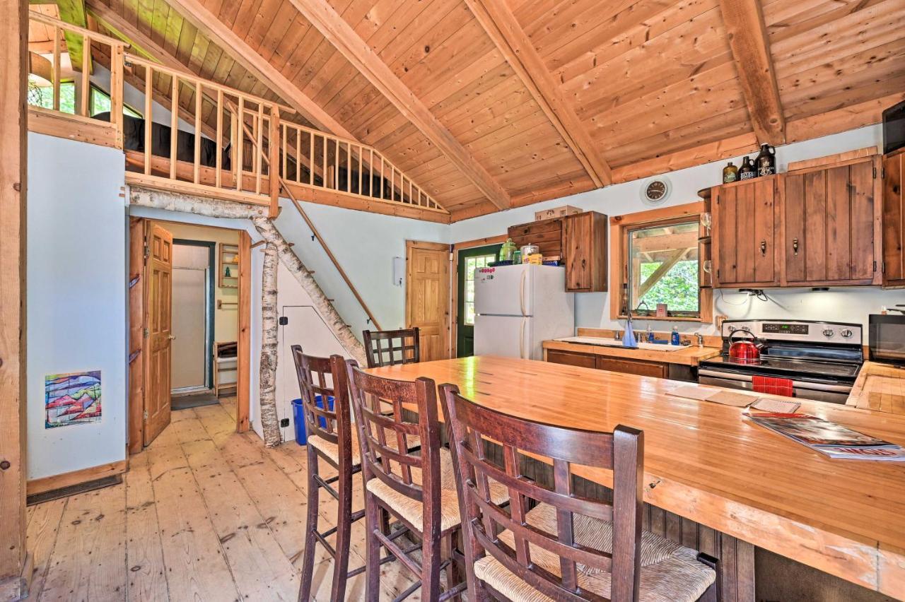 Remote Cabin With Fire Pit 3 Miles To Stowe Mtn! المظهر الخارجي الصورة
